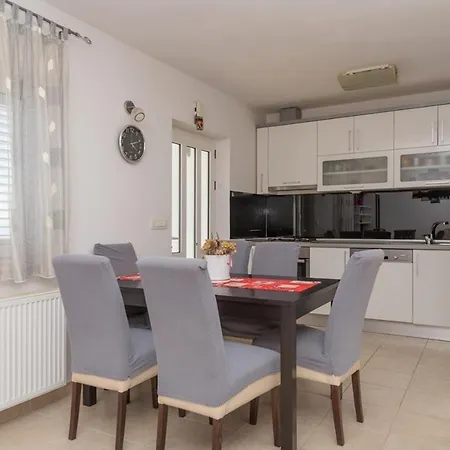 Violeta With Amazing Seaview * ماكارسكا